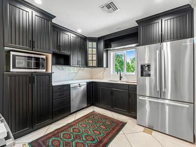 35 Anna Street, Ocean Ridge, FL 33435