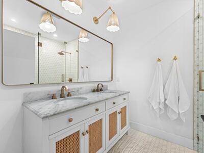 35 Anna Street, Ocean Ridge, FL 33435