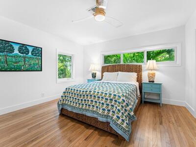 35 Anna Street, Ocean Ridge, FL 33435