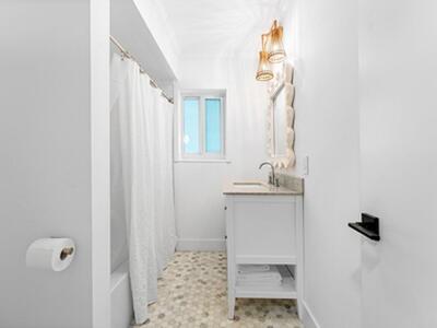 35 Anna Street, Ocean Ridge, FL 33435