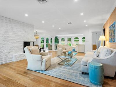 35 Anna Street, Ocean Ridge, FL 33435