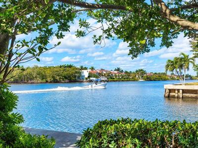 8 Driftwood Landing, Gulf Stream, FL 33483