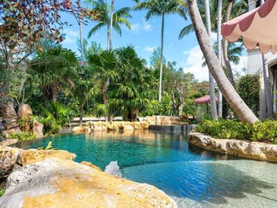 8 Driftwood Landing, Gulf Stream, FL 33483