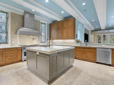 8 Driftwood Landing, Gulf Stream, FL 33483