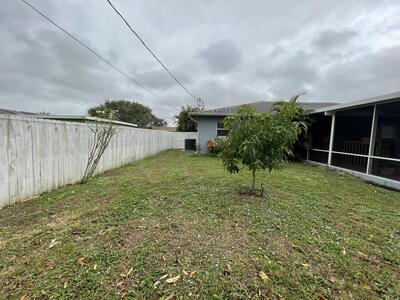 319 NW Byron Street, Port Saint Lucie, FL 34983