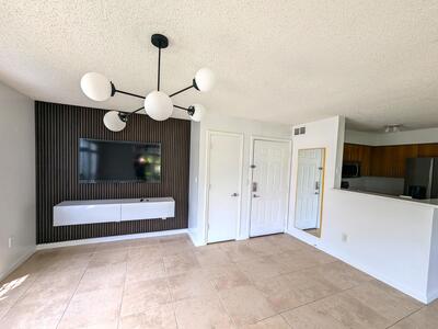 1215 Crystal Way, Delray Beach, FL 33445