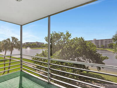 2751 N Palm Aire Drive, Pompano Beach, FL 33069