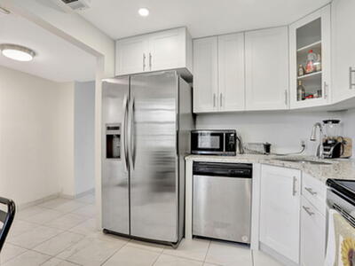 2751 N Palm Aire Drive, Pompano Beach, FL 33069