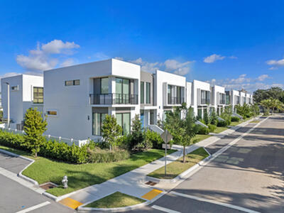 1975 Dock Street, West Palm Beach, FL 33401