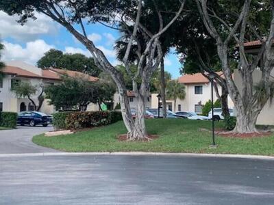 21820 Cypress Circle, Boca Raton, FL 33433
