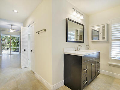 19009 SE Old Trail Drive W, Jupiter, FL 33478