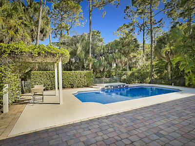 19009 SE Old Trail Drive W, Jupiter, FL 33478
