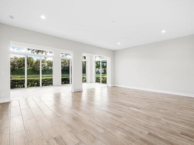 106 Palm Bay Drive, Palm Beach Gardens, FL 33418