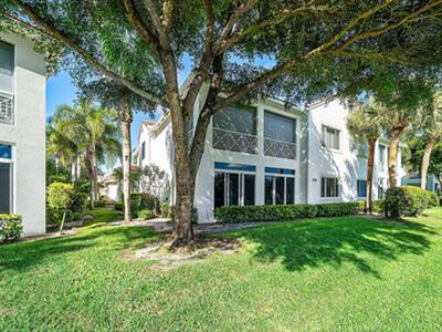 106 Palm Bay Drive, Palm Beach Gardens, FL 33418