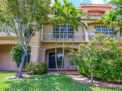 4505 Artesa Way S, Palm Beach Gardens, FL 33418
