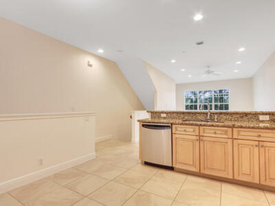 4505 Artesa Way S, Palm Beach Gardens, FL 33418