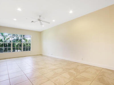 4505 Artesa Way S, Palm Beach Gardens, FL 33418