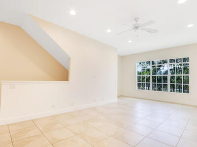 4505 Artesa Way S, Palm Beach Gardens, FL 33418