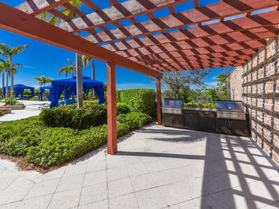 1525 Stockbridge Street, Loxahatchee, FL 33470