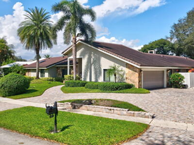 2903 Banyan Boulevard Circle NW, Boca Raton, FL 33431