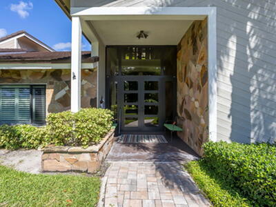 2903 Banyan Boulevard Circle NW, Boca Raton, FL 33431