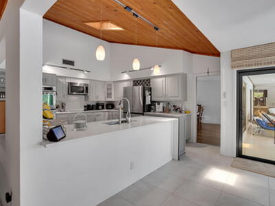 2903 Banyan Boulevard Circle NW, Boca Raton, FL 33431