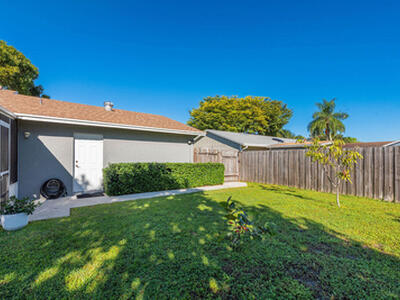 147 Granada Street, Royal Palm Beach, FL 33411