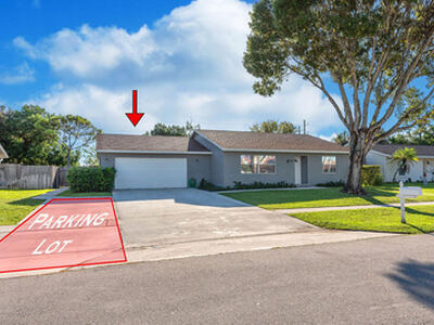 147 Granada Street, Royal Palm Beach, FL 33411