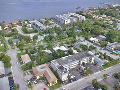 1410 S Federal Highway, Lake Worth Beach, FL 33460