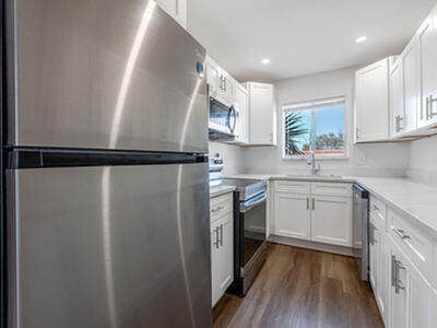 1410 S Federal Highway, Lake Worth Beach, FL 33460