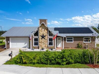 1297 SE Floresta Drive