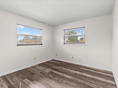 1297 SE Floresta Drive, Port Saint Lucie, FL 34983