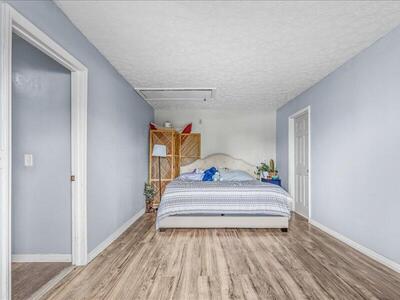 1297 SE Floresta Drive, Port Saint Lucie, FL 34983