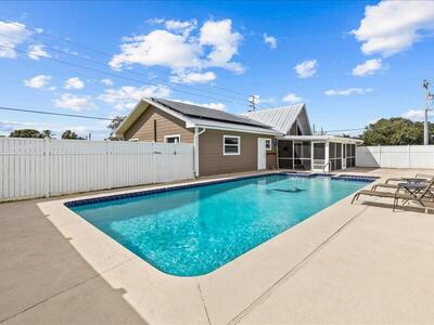 1297 SE Floresta Drive, Port Saint Lucie, FL 34983