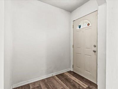 1297 SE Floresta Drive, Port Saint Lucie, FL 34983