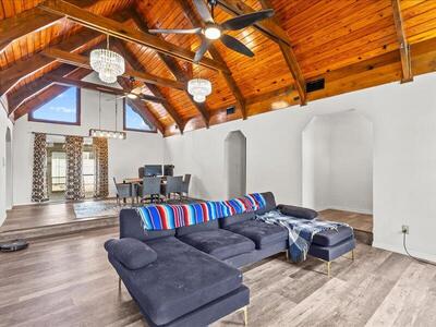 1297 SE Floresta Drive, Port Saint Lucie, FL 34983