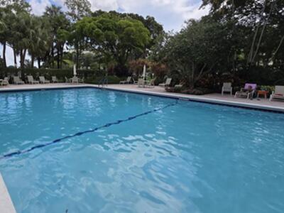 3150 N Course Lane, Pompano Beach, FL 33069