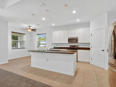 2802 SW Ann Arbor Road, Port Saint Lucie, FL 34953