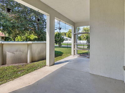 2802 SW Ann Arbor Road, Port Saint Lucie, FL 34953