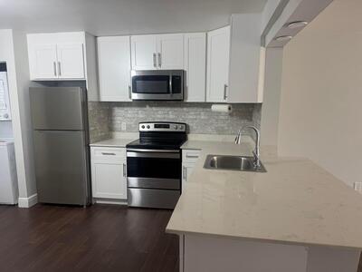 4885 Lake Arjaro Drive