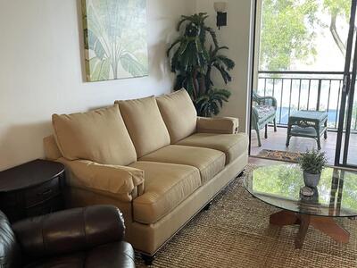 825 Egret Circle, Delray Beach, FL 33444