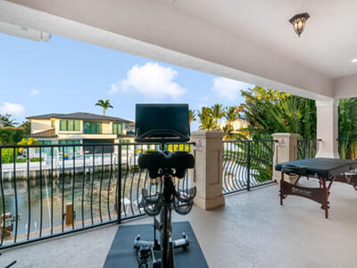 961 Banyan Drive, Delray Beach, FL 33483