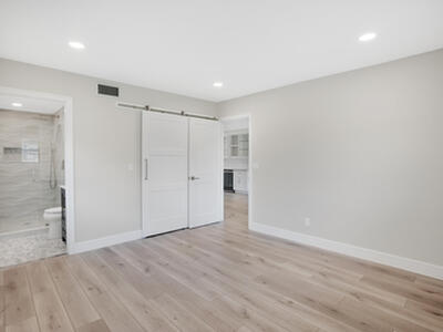 18081 SE Country Club Drive, Jupiter, FL 33469