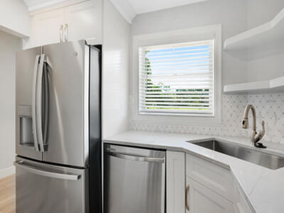 18081 SE Country Club Drive, Jupiter, FL 33469