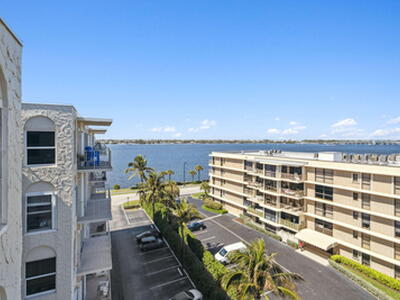 3230 S Ocean Boulevard, Palm Beach, FL 33480