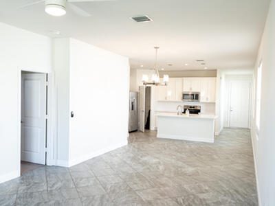 10885 SW Robbia Way, Port Saint Lucie, FL 34987