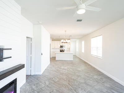 10885 SW Robbia Way, Port Saint Lucie, FL 34987