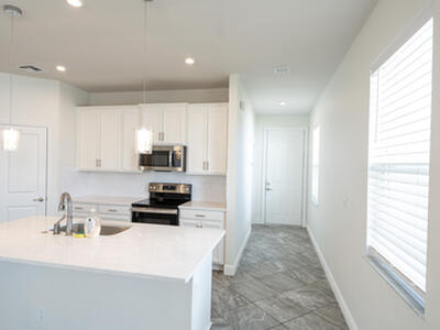 10885 SW Robbia Way, Port Saint Lucie, FL 34987