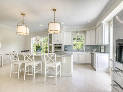 10182 SE Acorn Way, Jupiter, FL 33469