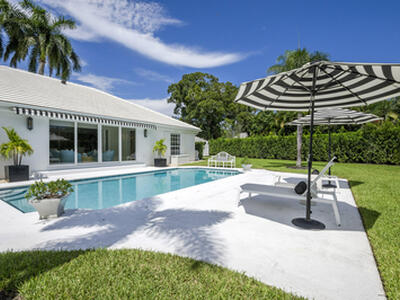 10182 SE Acorn Way, Jupiter, FL 33469